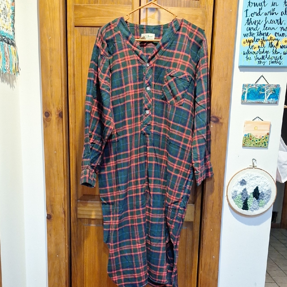 L.L. Bean flannel plaid nightgown night shirt Men's L Large cozy & warm